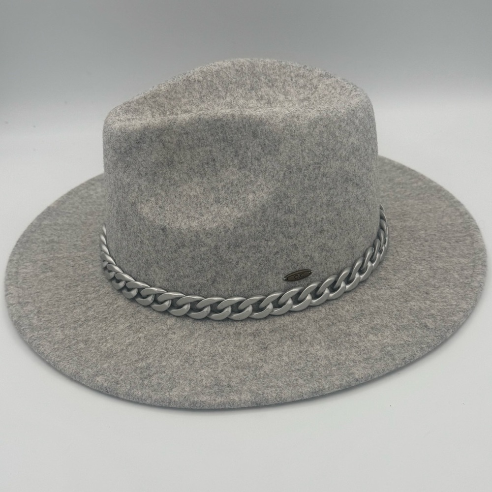 NWOT CC Wide Brim Panama Fedora Heather Dove Gray Chain-Embellished Hat